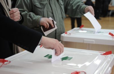 Для участия в выборах в Госдуму в Новосибирской области зарегистрировались 40 кандидатов