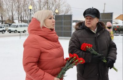 День неизвестного солдата – еще одно напоминание нам всем о том бессмертном подвиге, который совершили наши воины