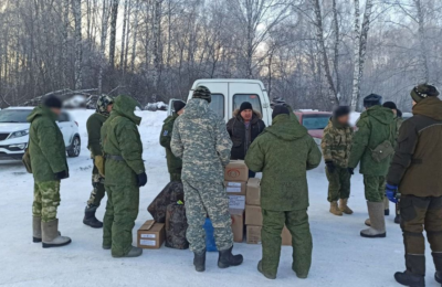 Мобилизованным из Сузунского района были переданы теплые вещи