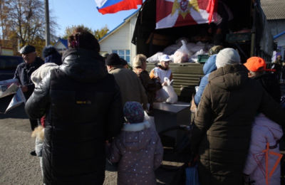 Более 500 тонн гуманитарной помощи доставили росгвардейцы в Херсонскую и Запорожскую области