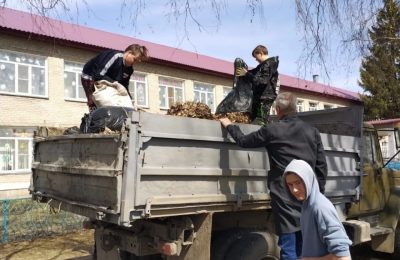 С весёлой шуткой и задором