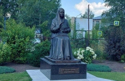 Памятник Матроне Московской появился в одном из храмов Новосибирска