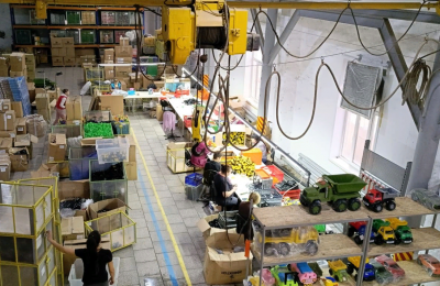 Сузунский завод игрушек на 35 % увеличил зарплаты сотрудникам за полгода участия в нацпроекте «Производительность труда»