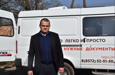 Новосибирская область передала подшефному Беловодскому району ЛНР мобильный офис «Мои документы»