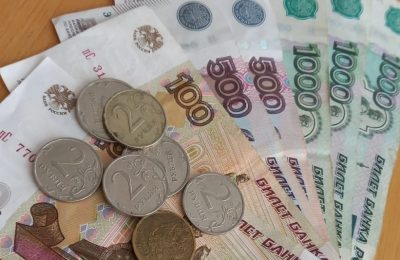Новые тарифы ЖКХ, контроль за переводами и обращение в суд из дома: законы июля