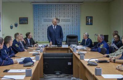 Александр Карелин встретился с сотрудниками МКУ «Служба аварийно-спасательных работ и гражданской защиты».