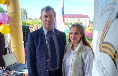 Верит в каждого ученика