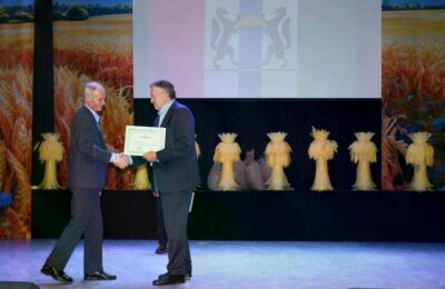 Лидер трудового коллектива