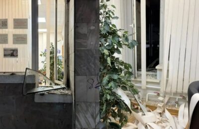 Офис «Единой России» подвергся нападению в Новосибирске